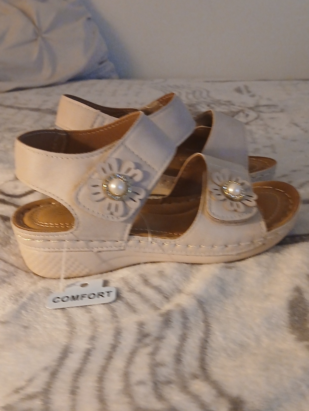 Women's Beige Floral Pearl Wedge Sandals
